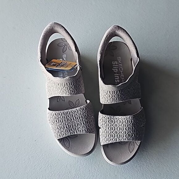 New Sketchers Taupe Pier Lite Adoration Slip Ins Sandal, Size 6.5 - Picture 3 of 6